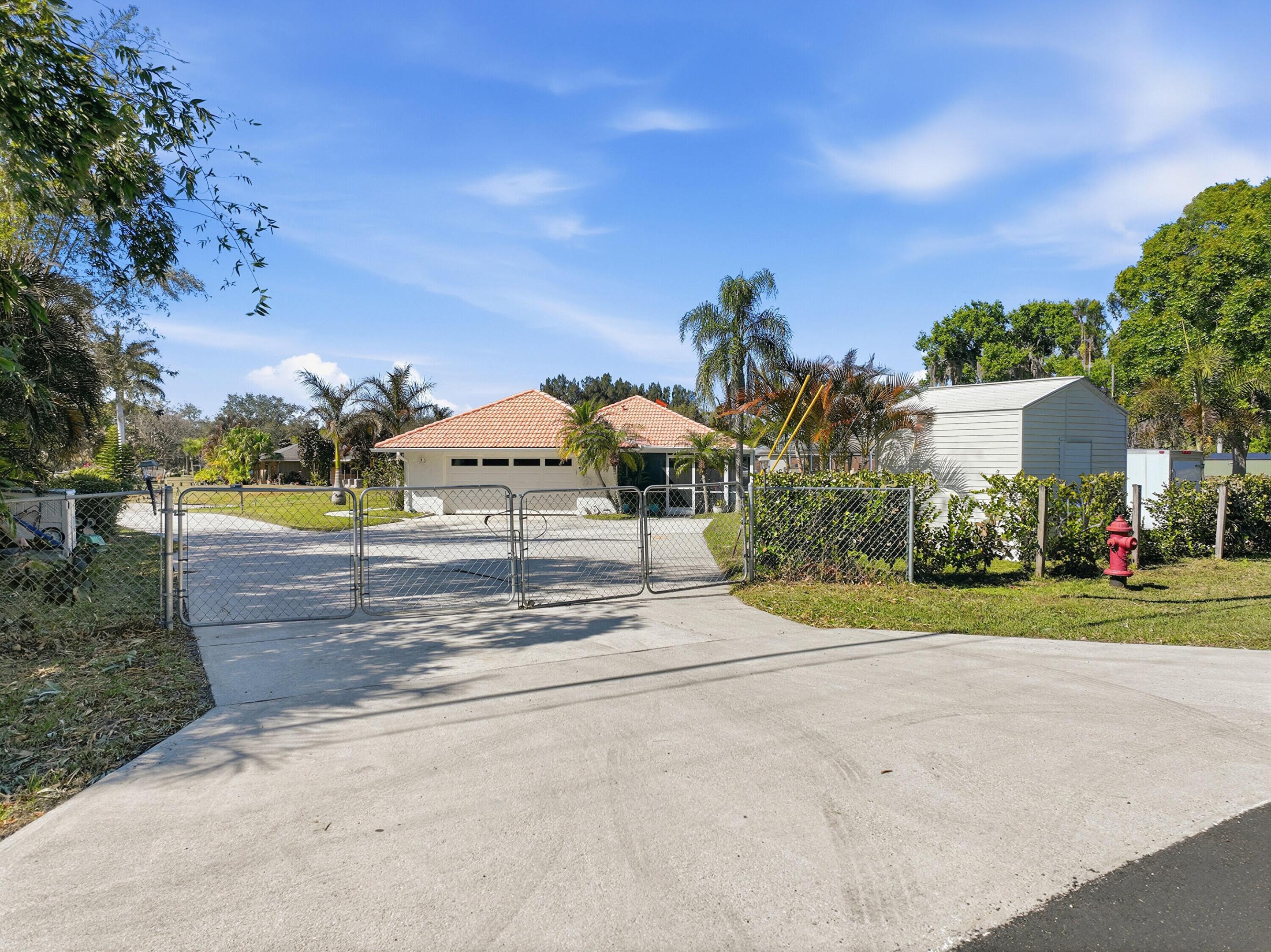 DRIFTWOOD MANOR SECTION 1 - Residential