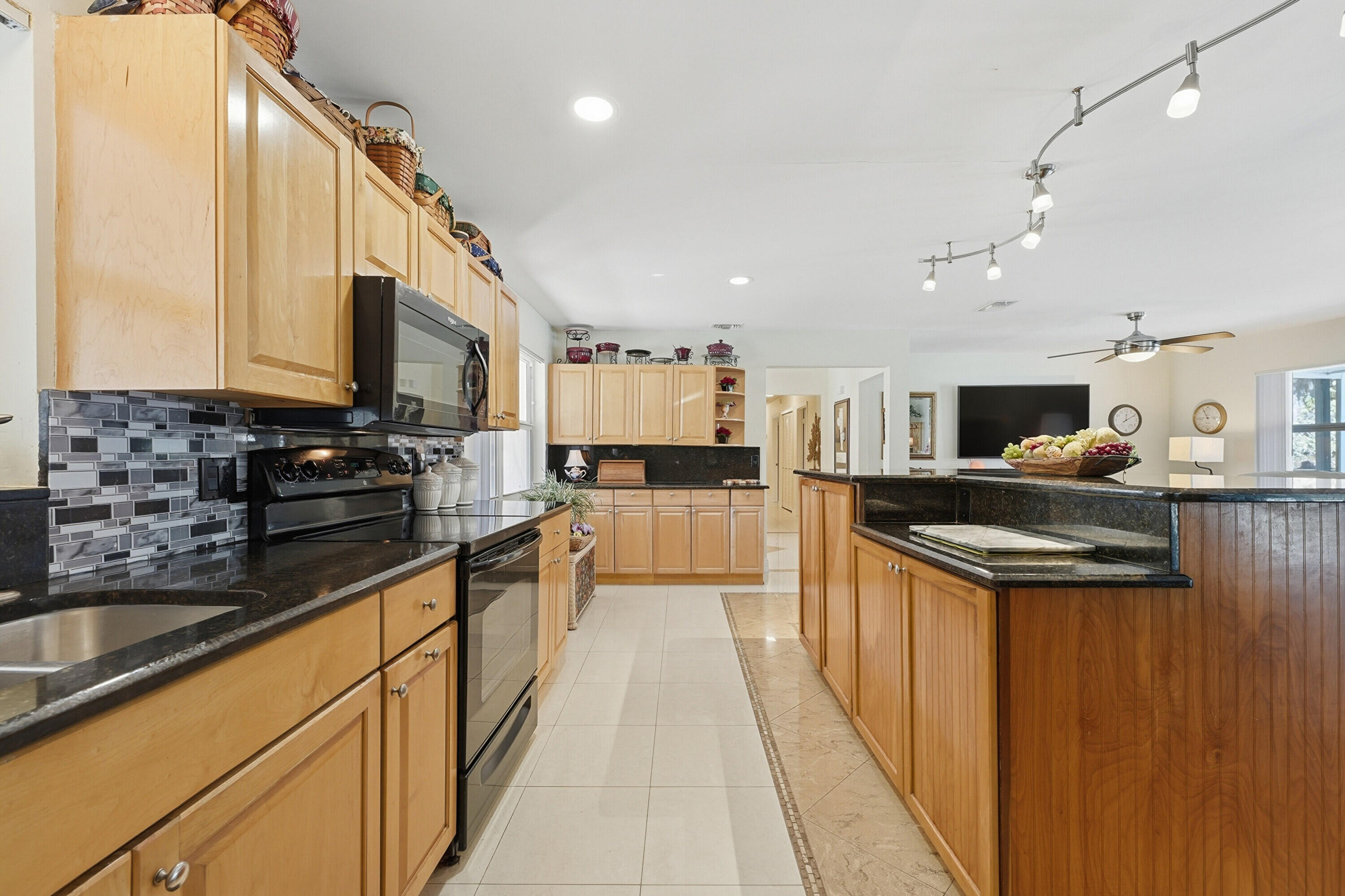 DRIFTWOOD MANOR SECTION 1 - Residential