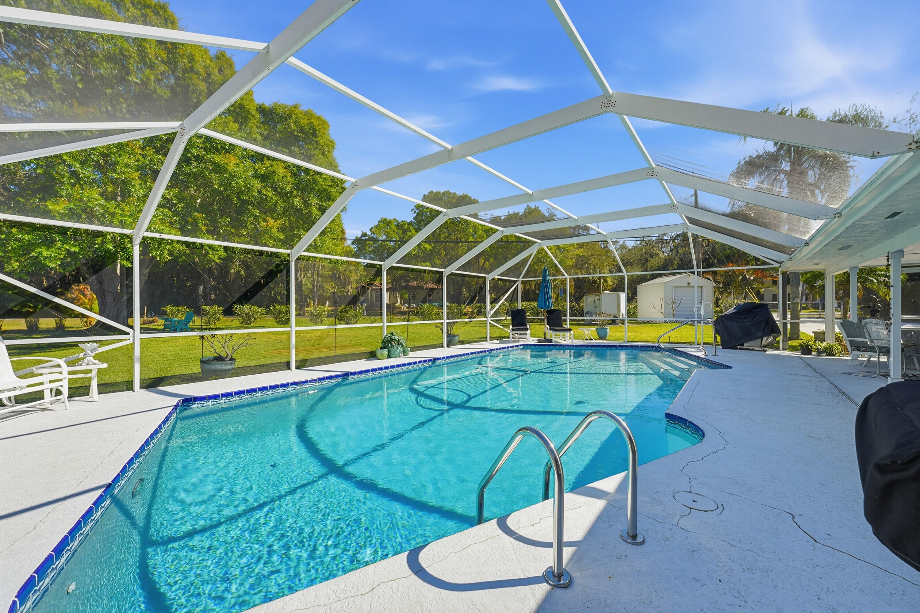 DRIFTWOOD MANOR SECTION 1 - Residential