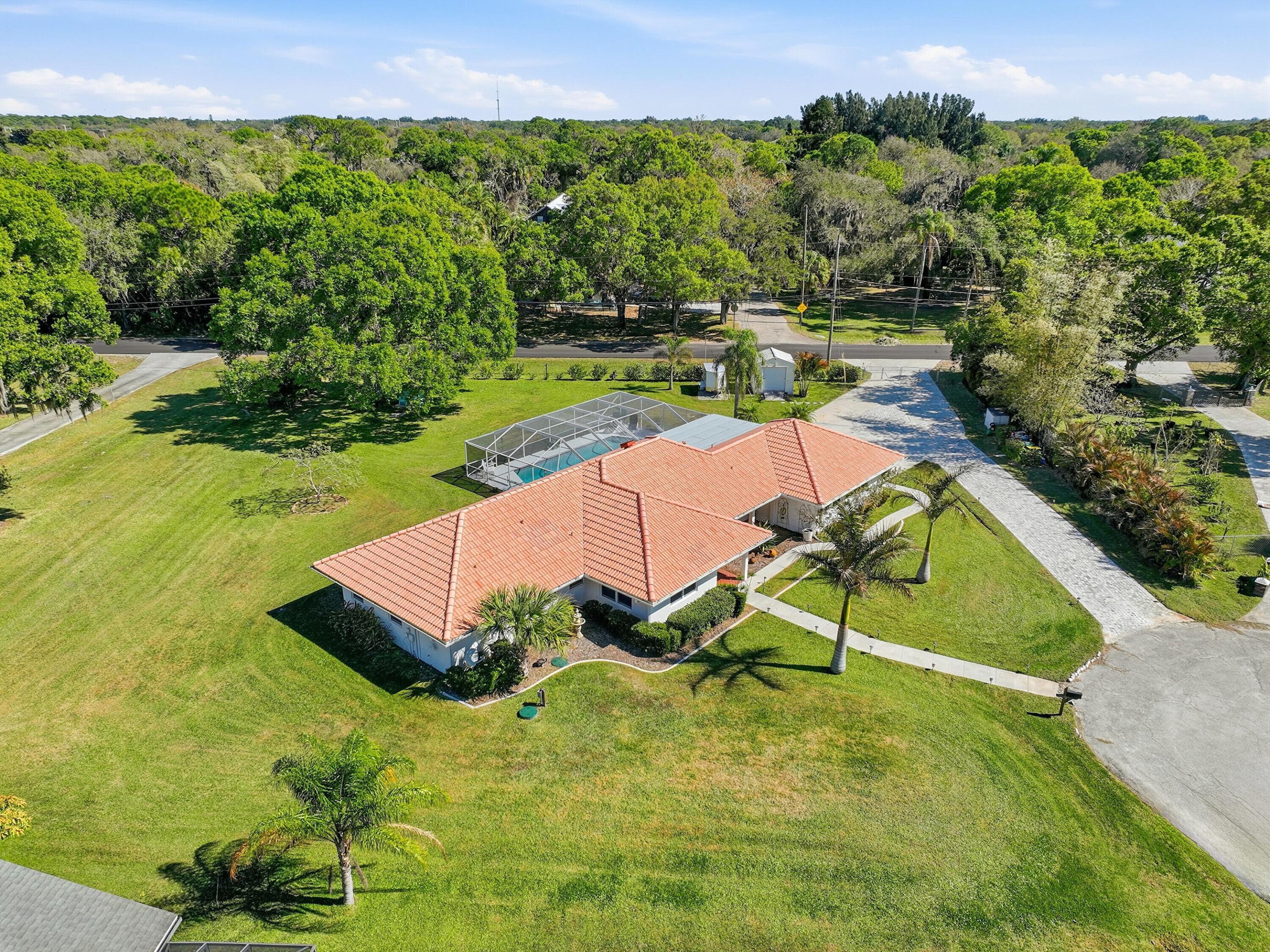 DRIFTWOOD MANOR SECTION 1 - Residential