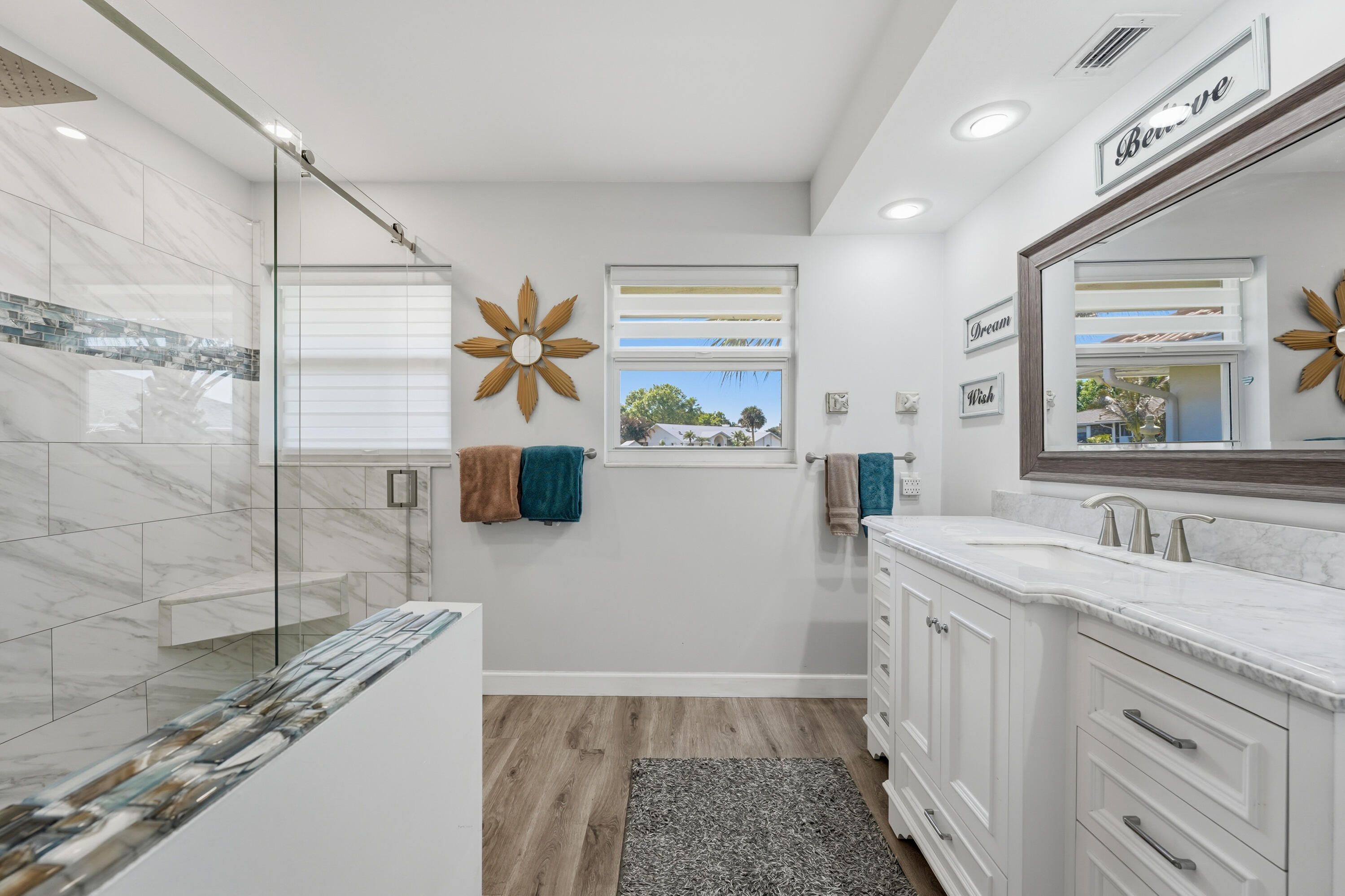 DRIFTWOOD MANOR SECTION 1 - Residential