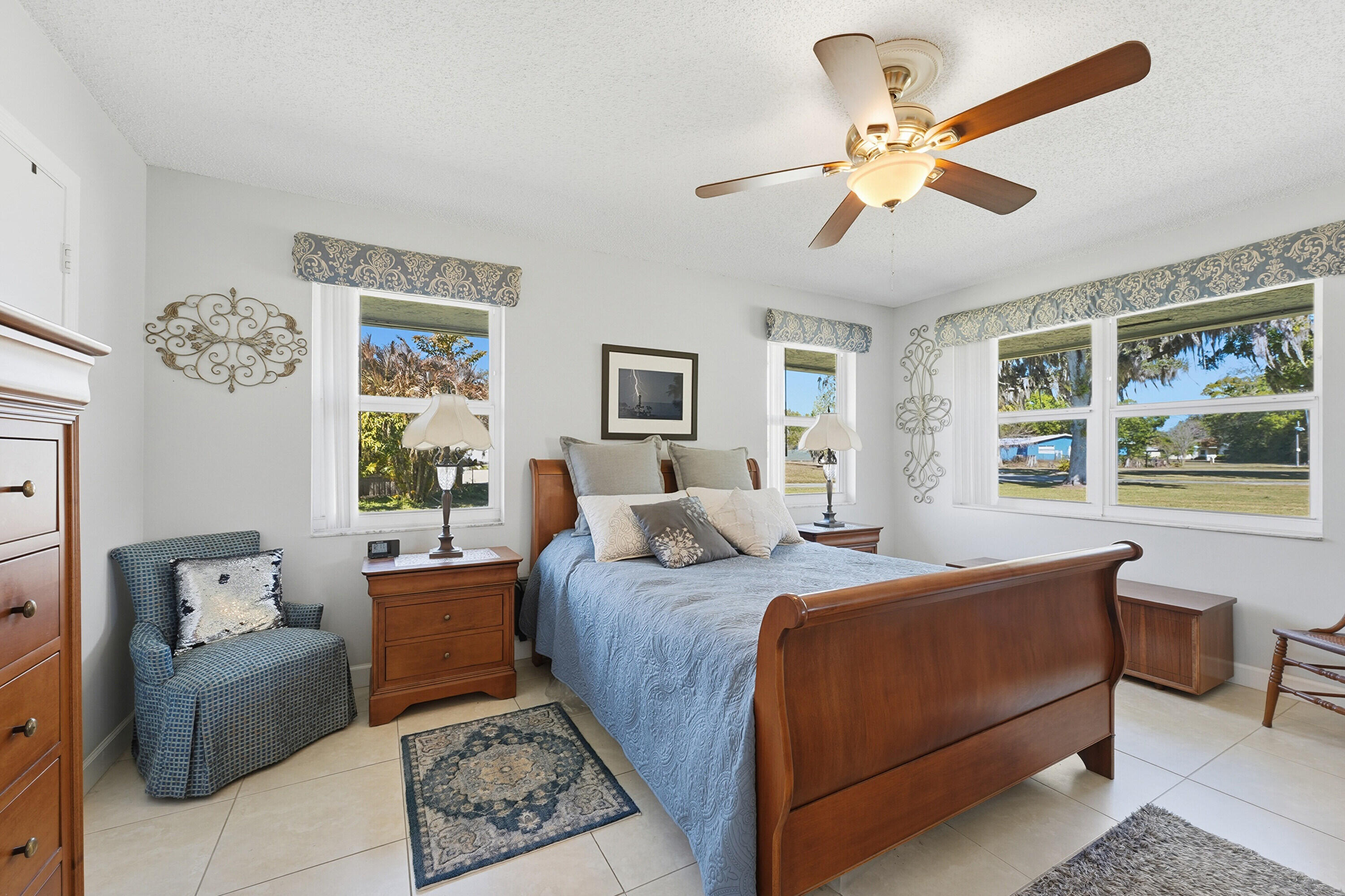 DRIFTWOOD MANOR SECTION 1 - Residential