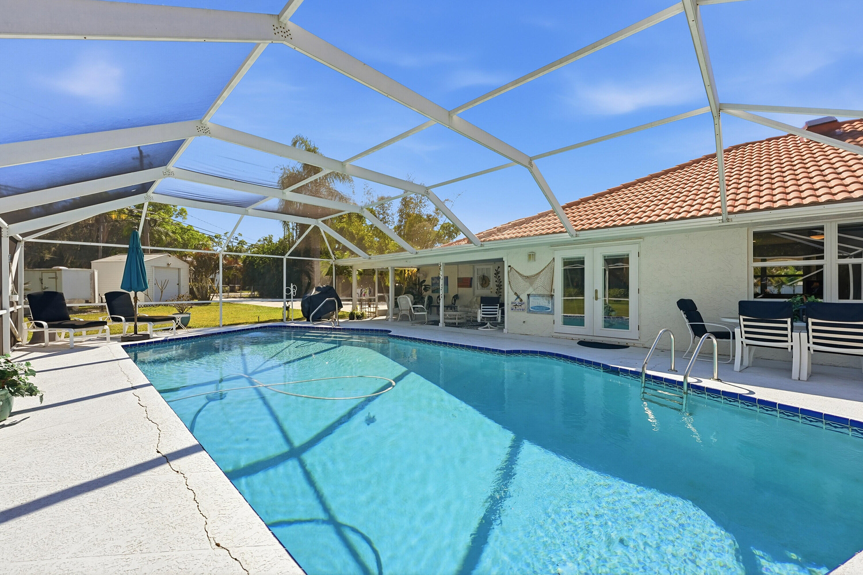 DRIFTWOOD MANOR SECTION 1 - Residential