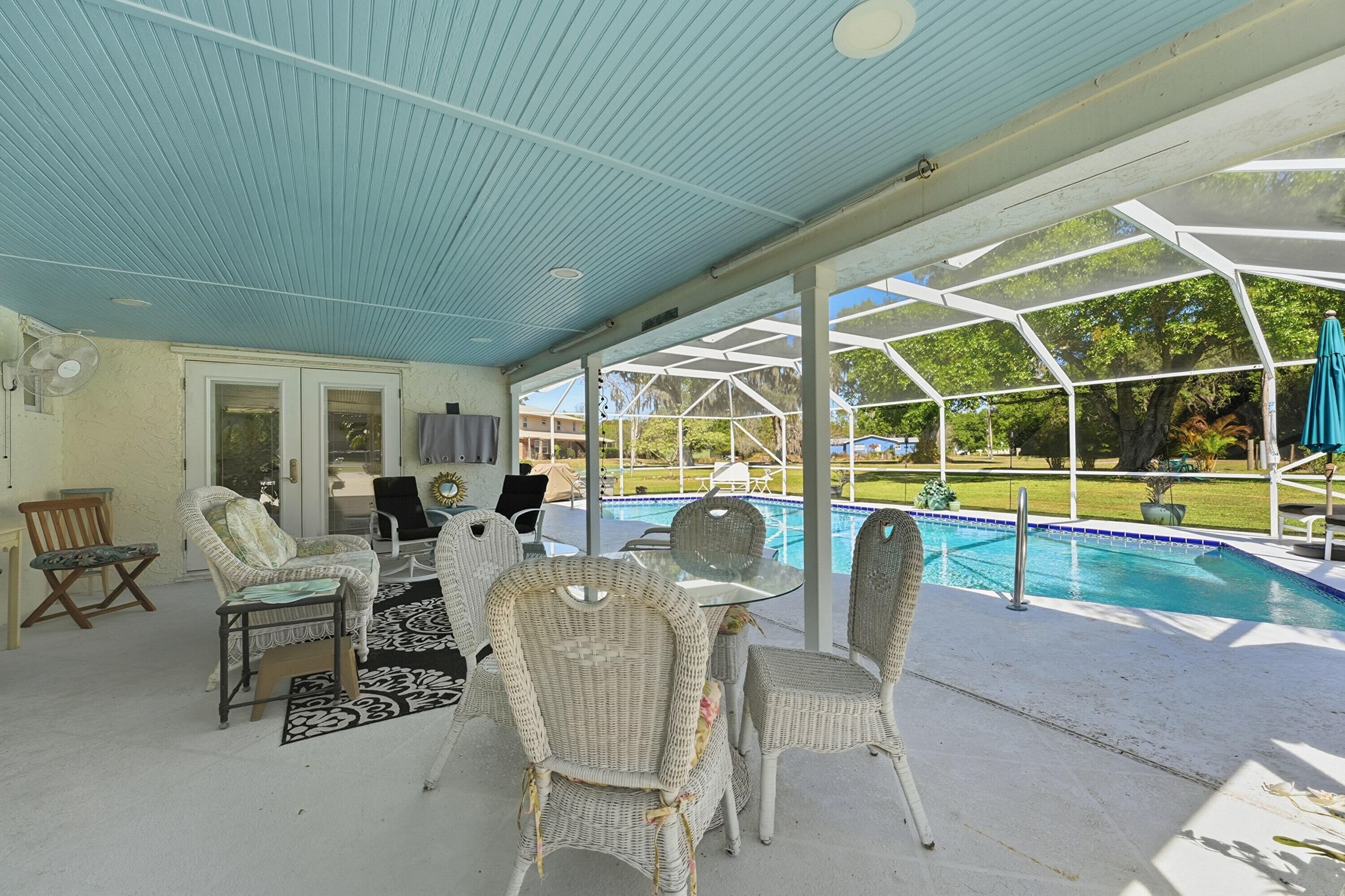 DRIFTWOOD MANOR SECTION 1 - Residential