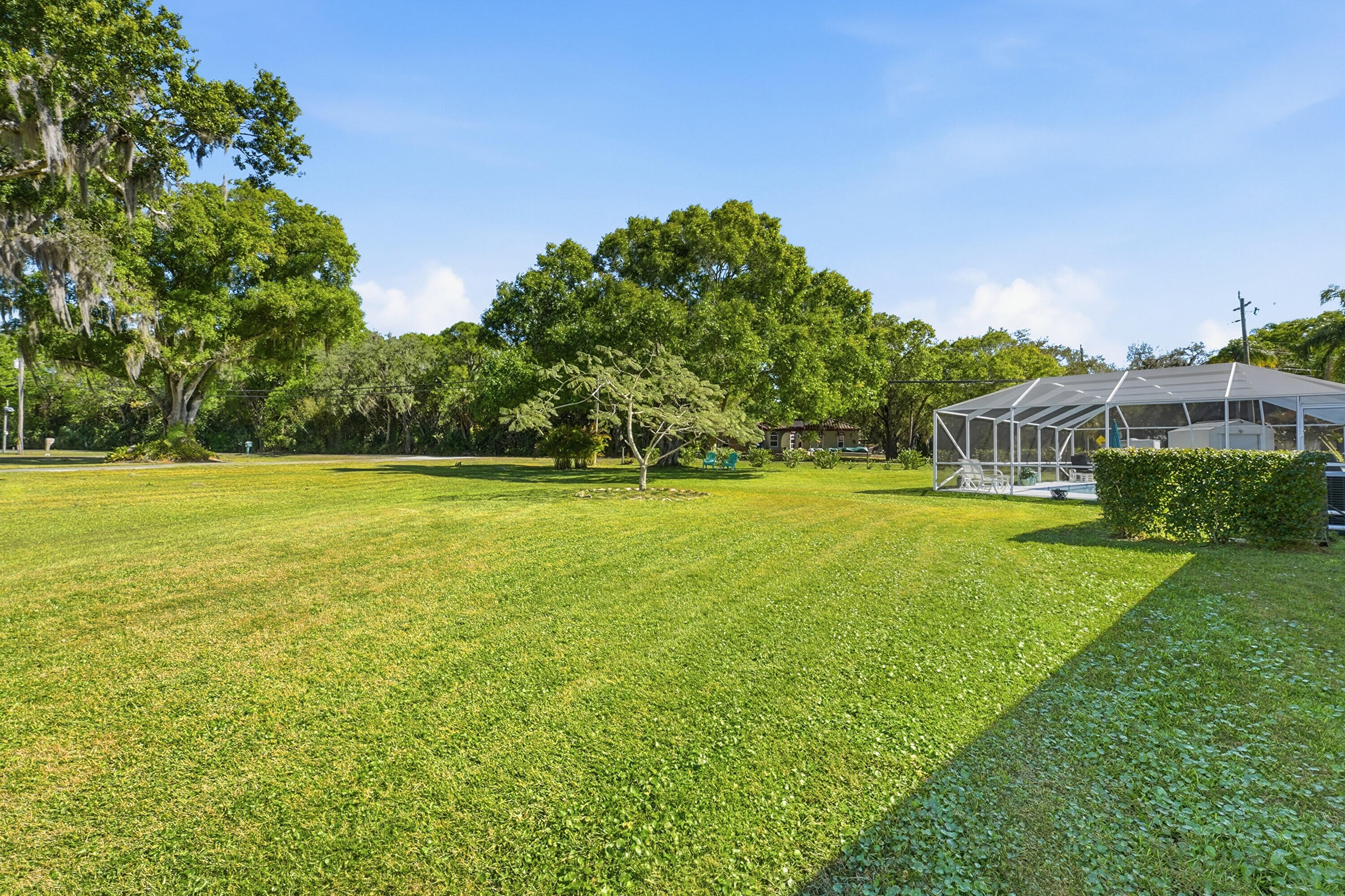 DRIFTWOOD MANOR SECTION 1 - Residential