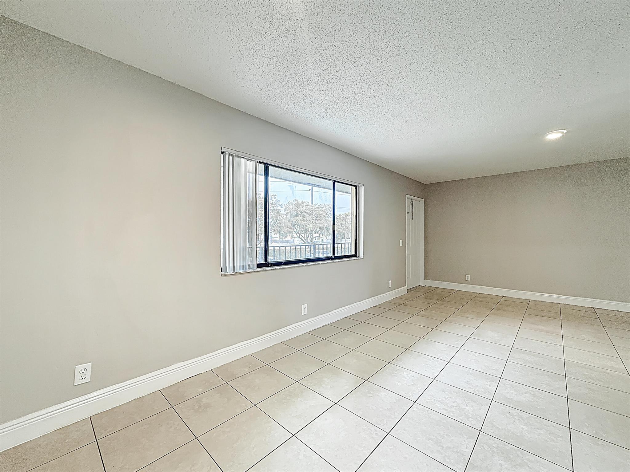 MEADOWS ON THE GREEN CONDO - Residential Lease