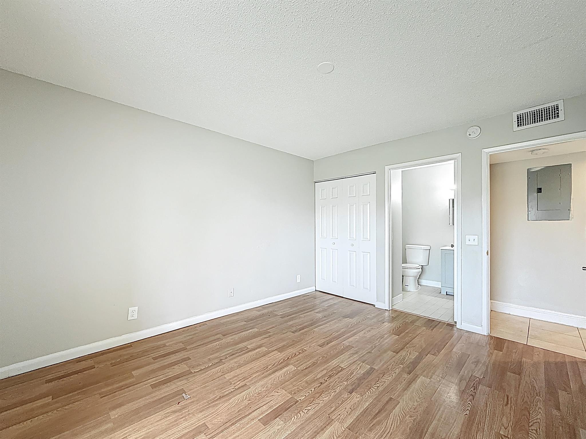 MEADOWS ON THE GREEN CONDO - Residential Lease