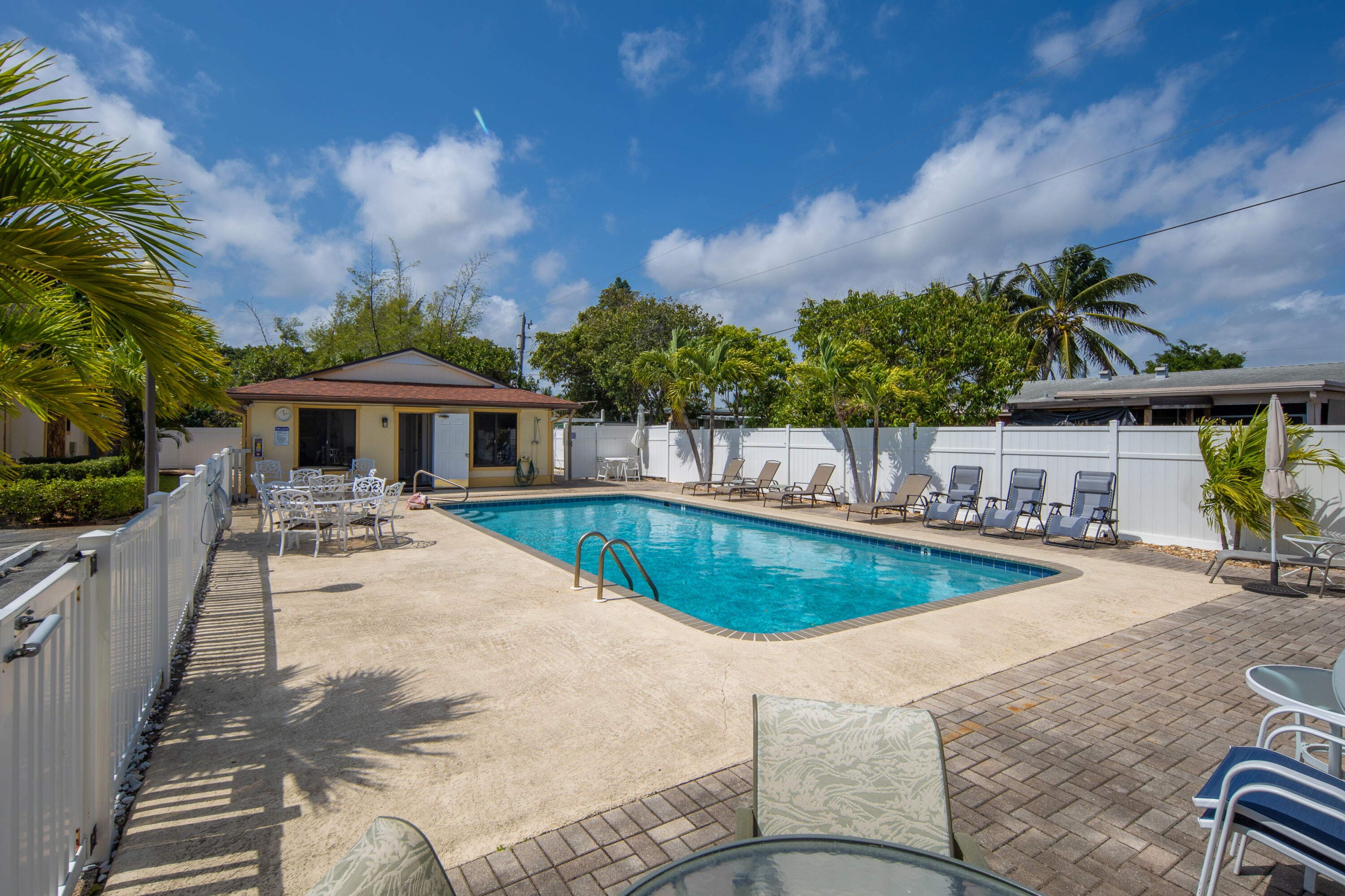 Properties 815 ANDREW REDDING Road 302