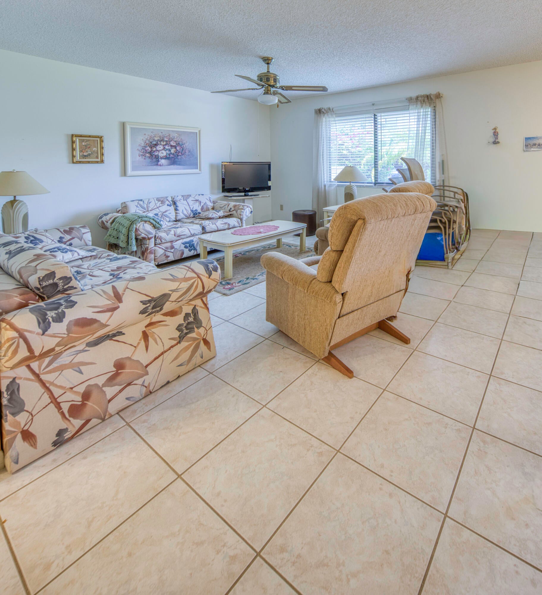 Properties 815 ANDREW REDDING Road 302