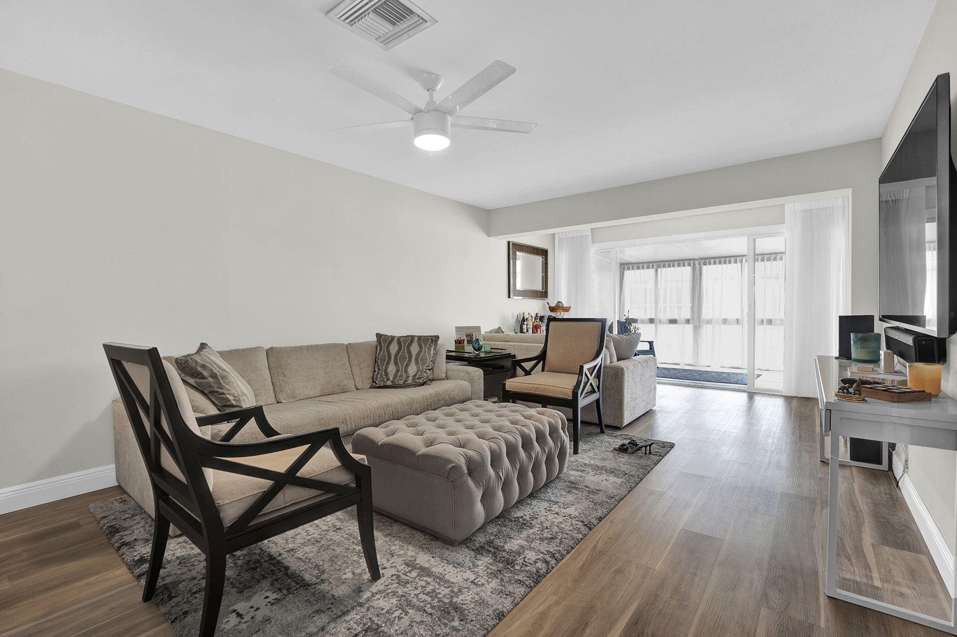 1730 NW 18th Avenue 202