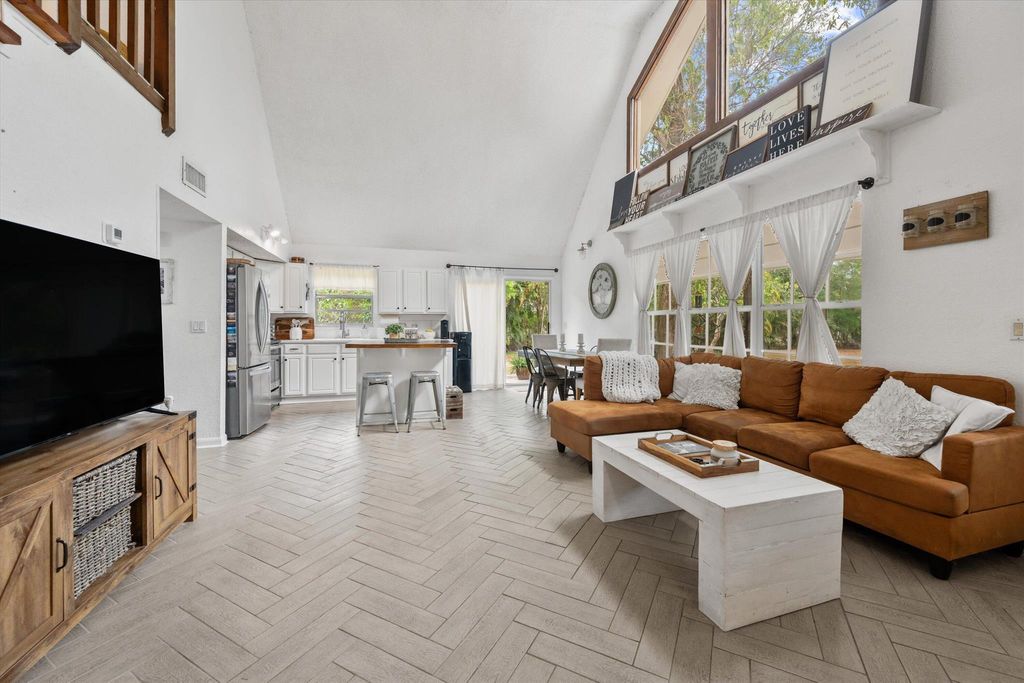 Photo of 12389 186th Street N, Jupiter, FL 33478 (MLS # R11090187)