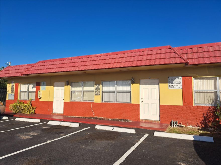 AVAILABLE IMMEDIATELY! 2 Bedroom/1 Bath Spacious Unit that is clean and move in ready. Washer and Dryer is conveniently located on the property. Park at your front door with 2 assigned spaces. Plenty of closet storage. Kitchen has granite countertops. Water and garbage is included in rent. Nice and Quiet community and convenient location. Yard is fenced and gated with key access only. 
Section 8 Welcome.