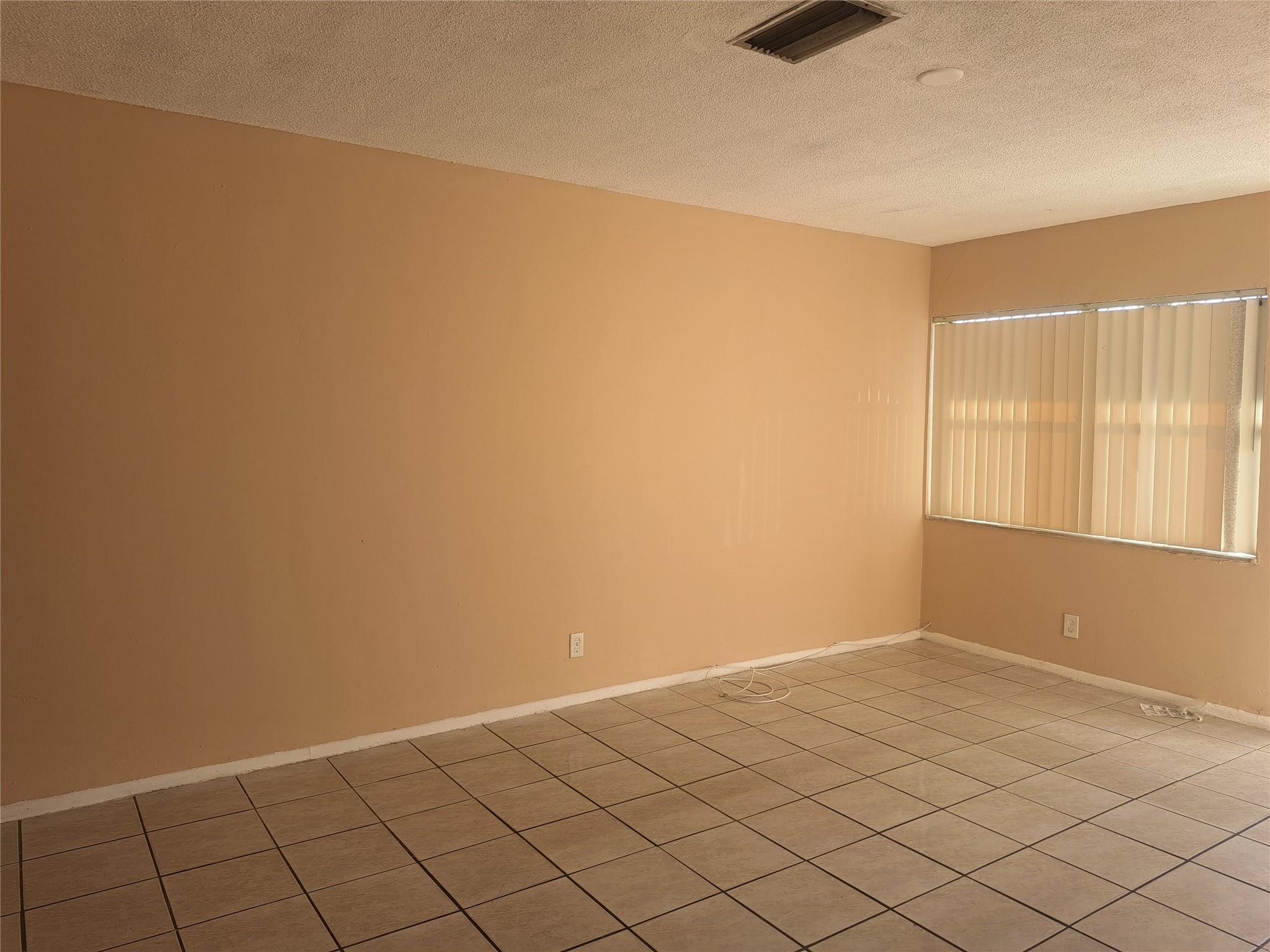 Oriole Estates - Residential Lease