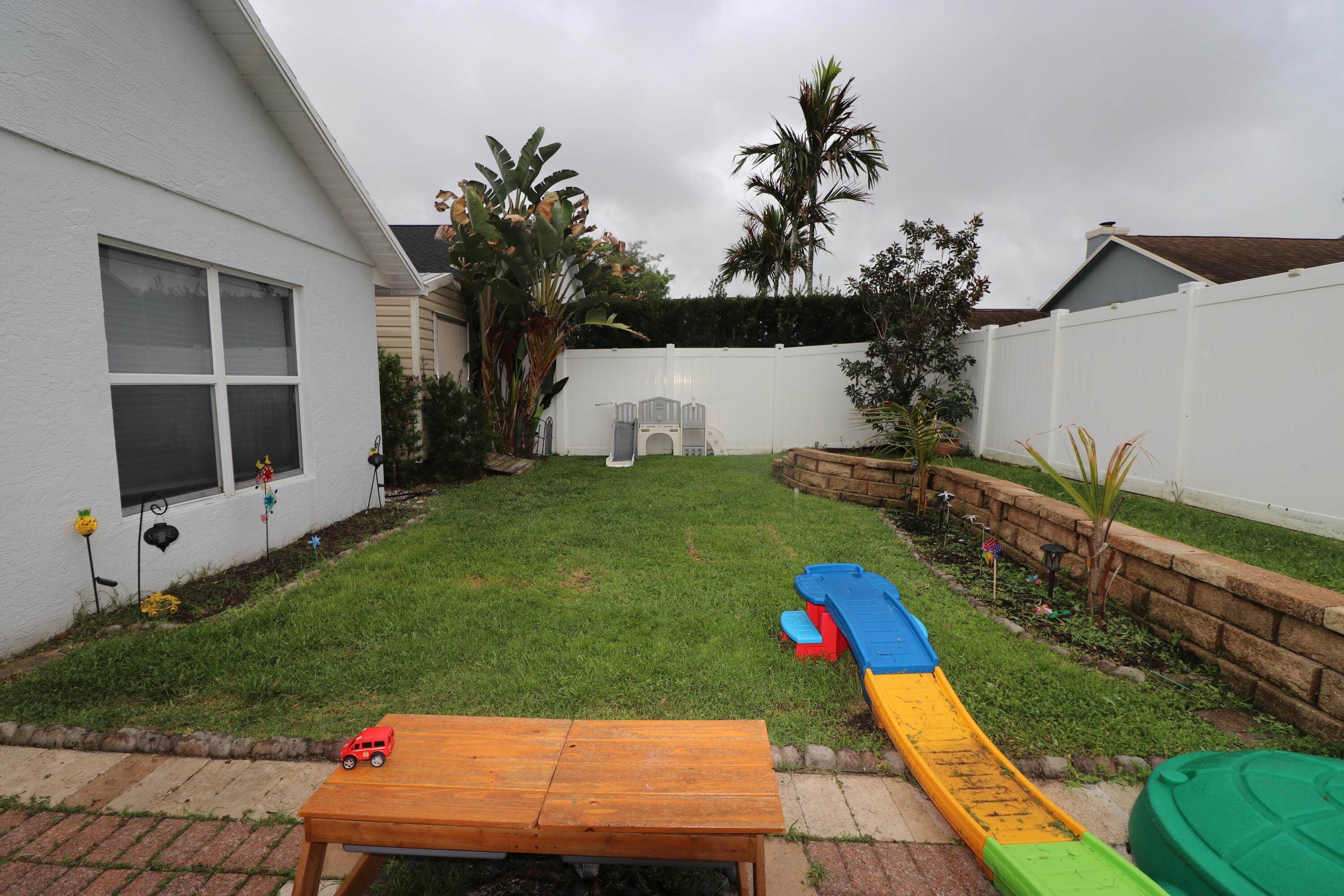 NORTH PALM BEACH HEIGHTS SEC 3 - Residential