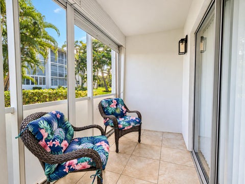 Tiny photo for 2856 Garden Drive S #106, Lake Worth, FL 33461 (MLS # B26090861)