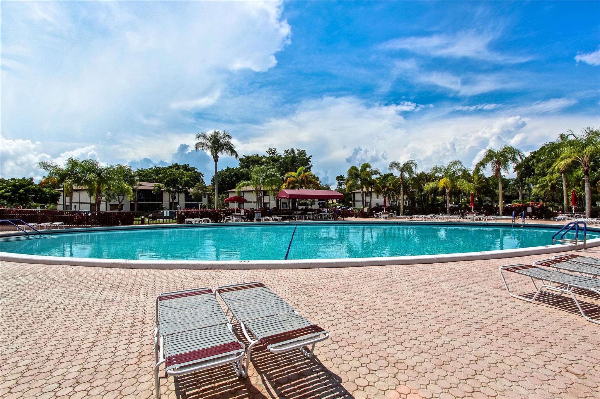 9368 S Belfort Cir 105, Fort Lauderdale, FL, 33321/$152,000 4 9368 S Belfort Cir 105