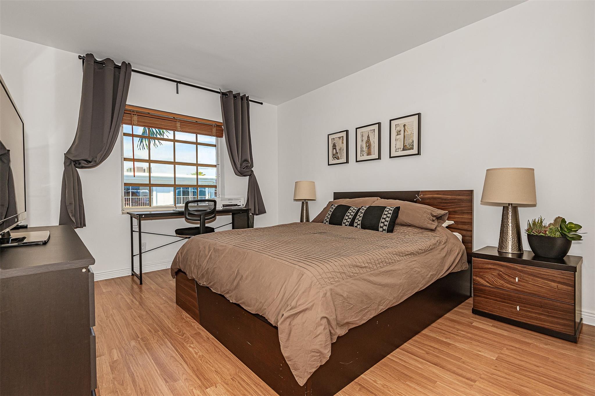 Bay Colony Club - Residential