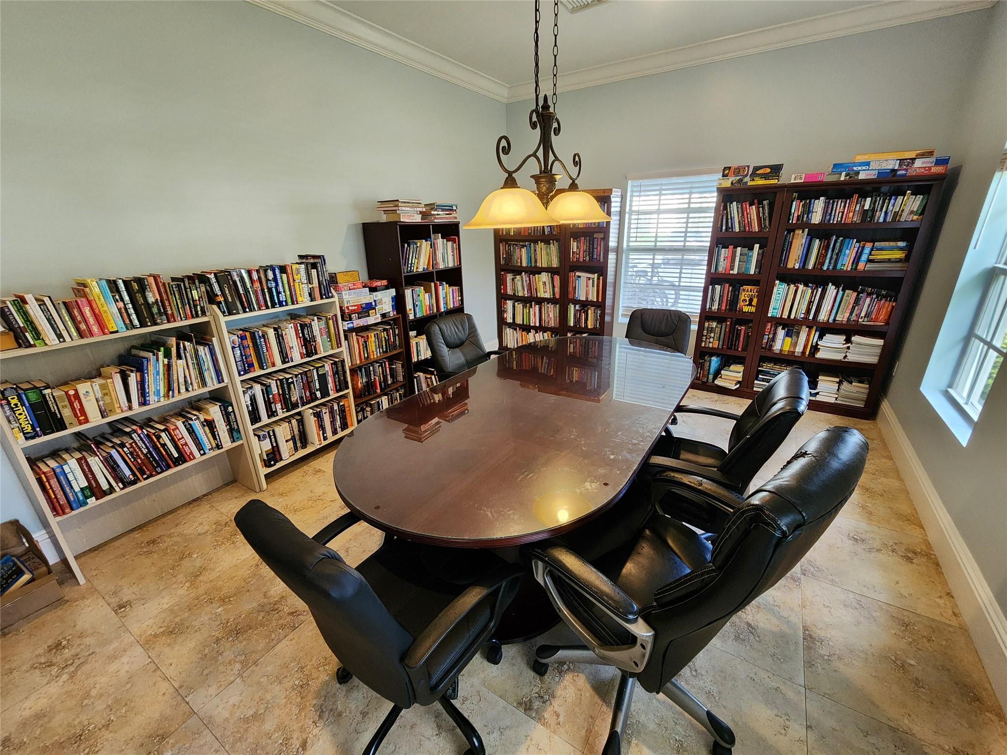 Bay Colony Club - Residential