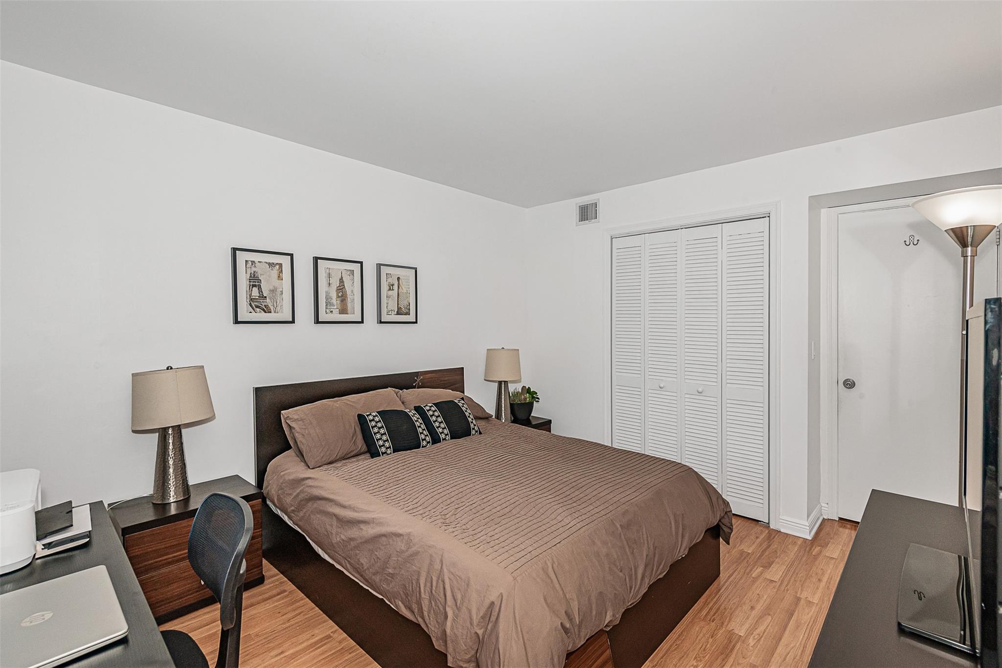 Bay Colony Club - Residential
