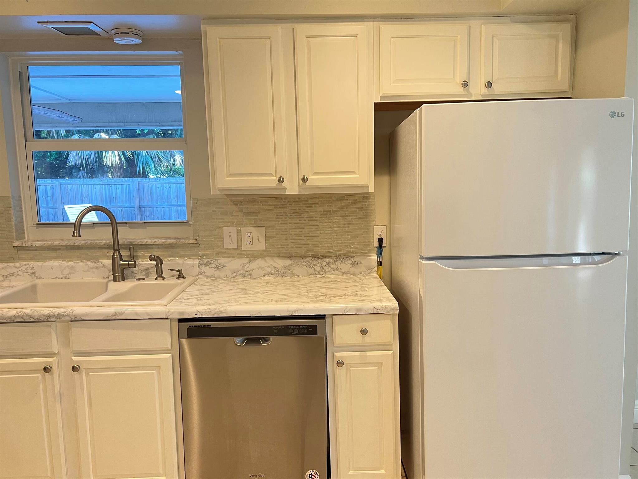 PINE MANOR SUBDIVISION - Residential Lease