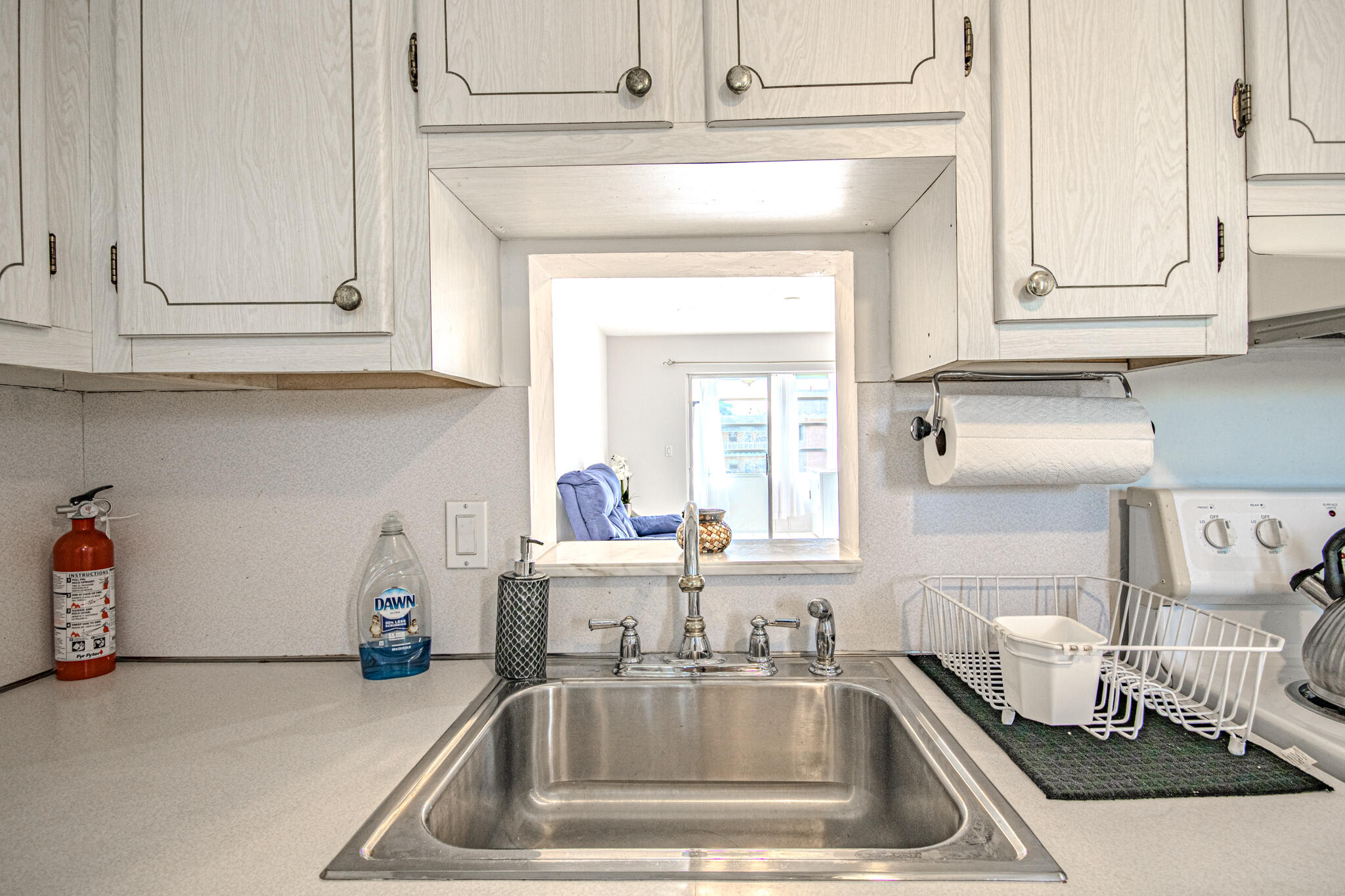 VILLAGE ROYALE CONDO 6 - Residential