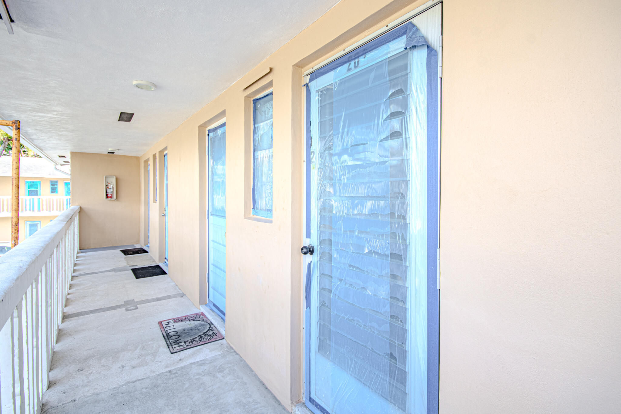 VILLAGE ROYALE CONDO 6 - Residential