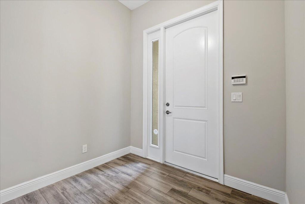 Photo of 7209 Oxford Court, Palm Beach Gardens, FL 33418 (MLS # R11058478)