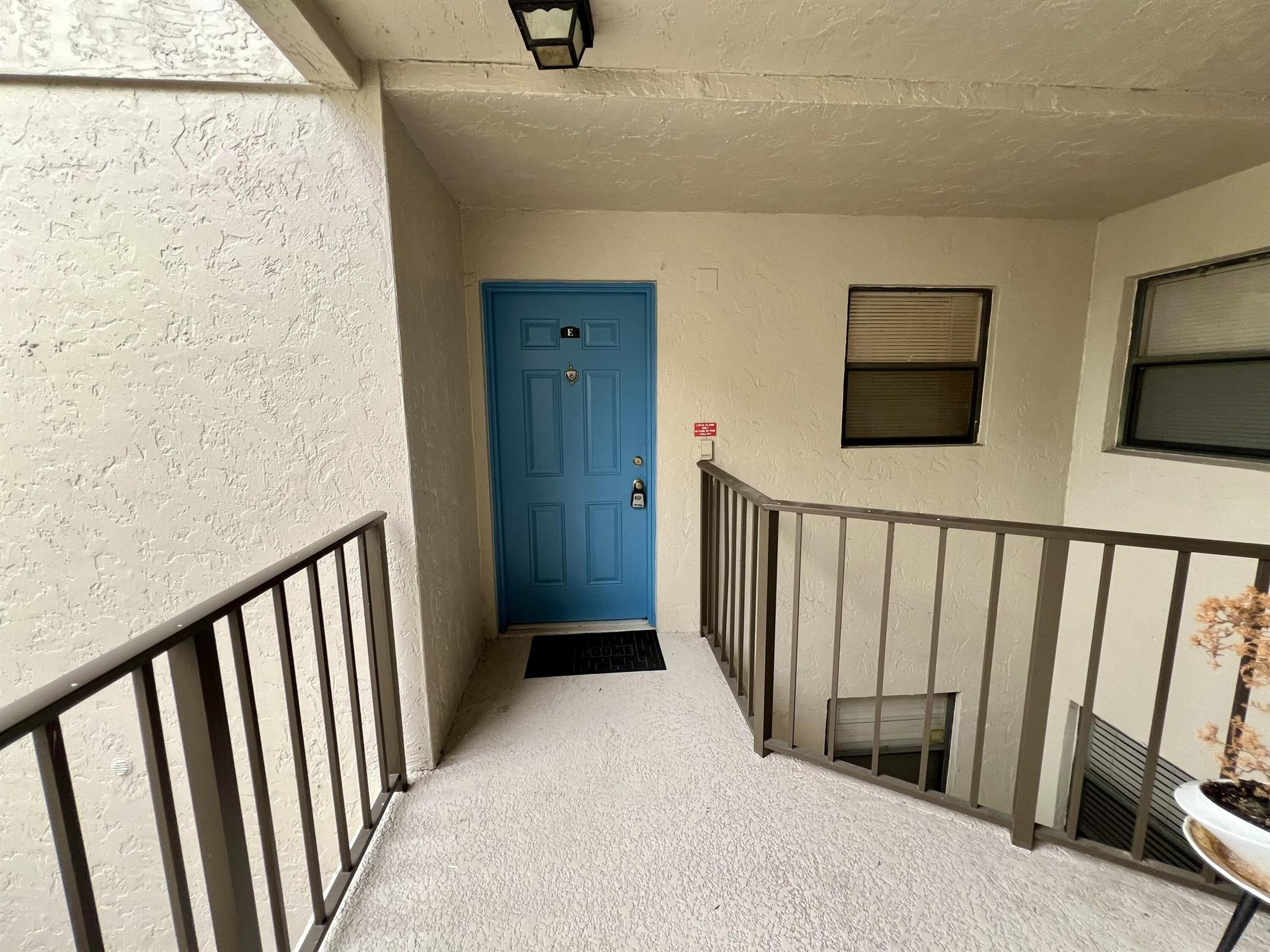 PALM BEACH PLACE CONDO - Residential Lease