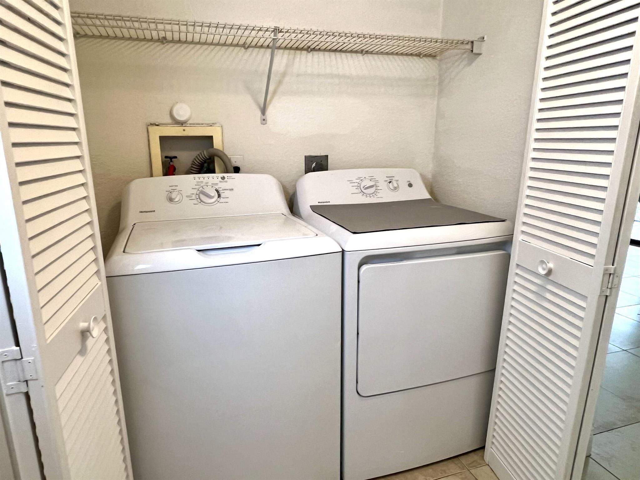 PALM BEACH PLACE CONDO - Residential Lease