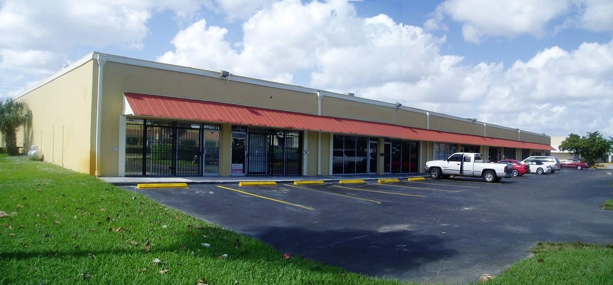 1601 NW 38th Ave