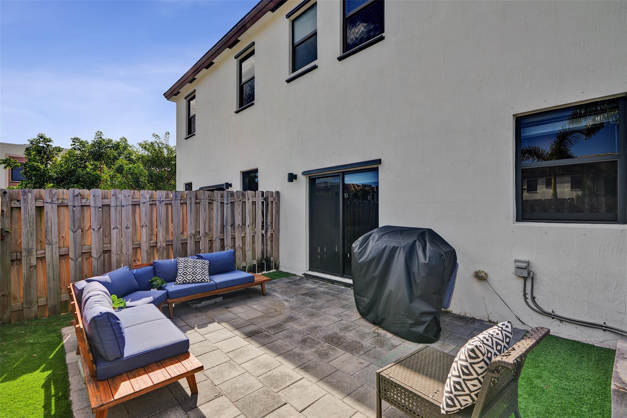 Via Ventura - Residential Lease