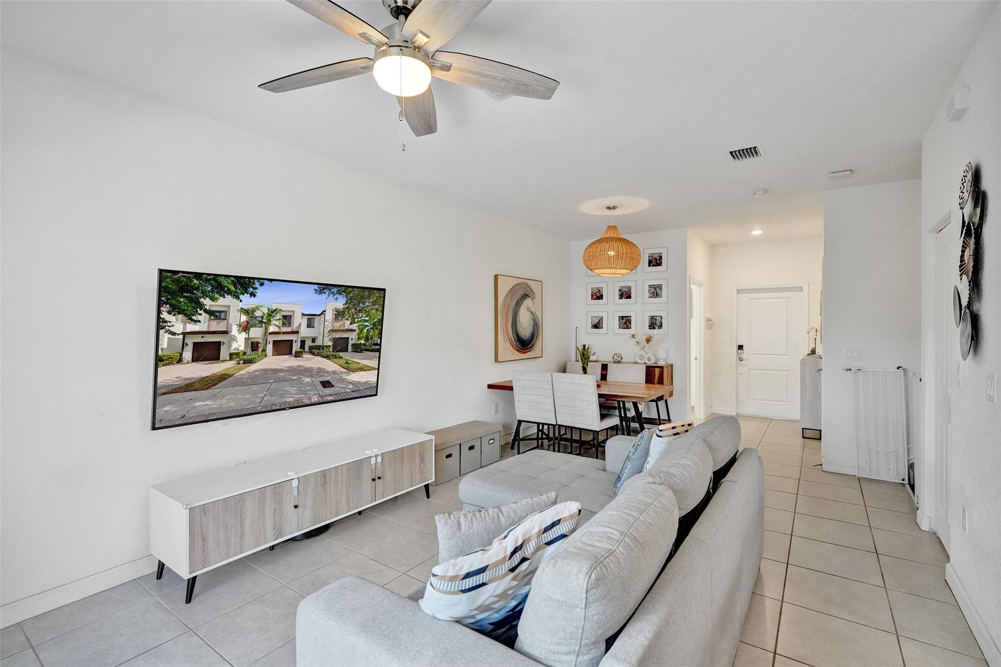 Via Ventura - Residential Lease