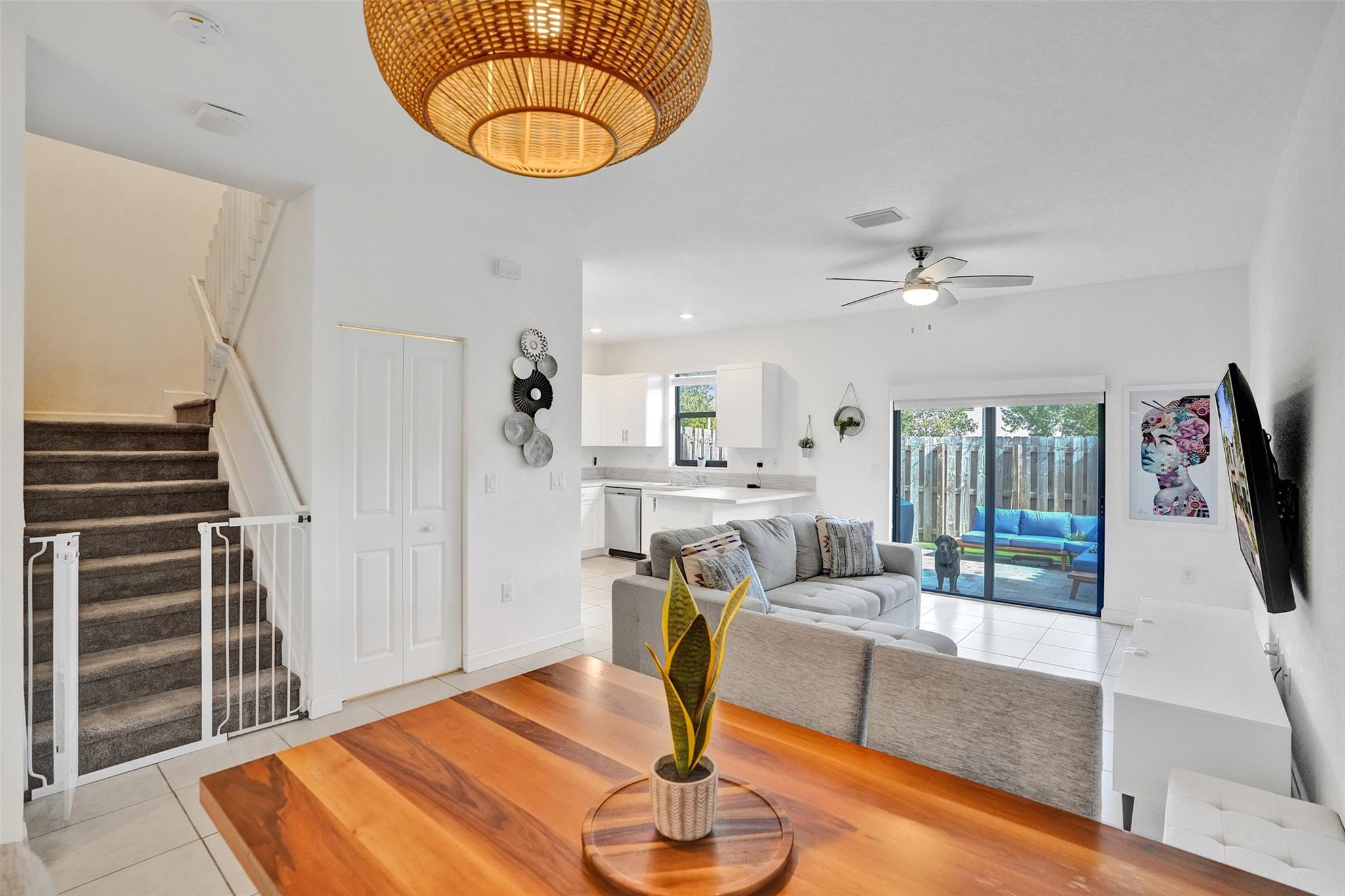 Via Ventura - Residential Lease