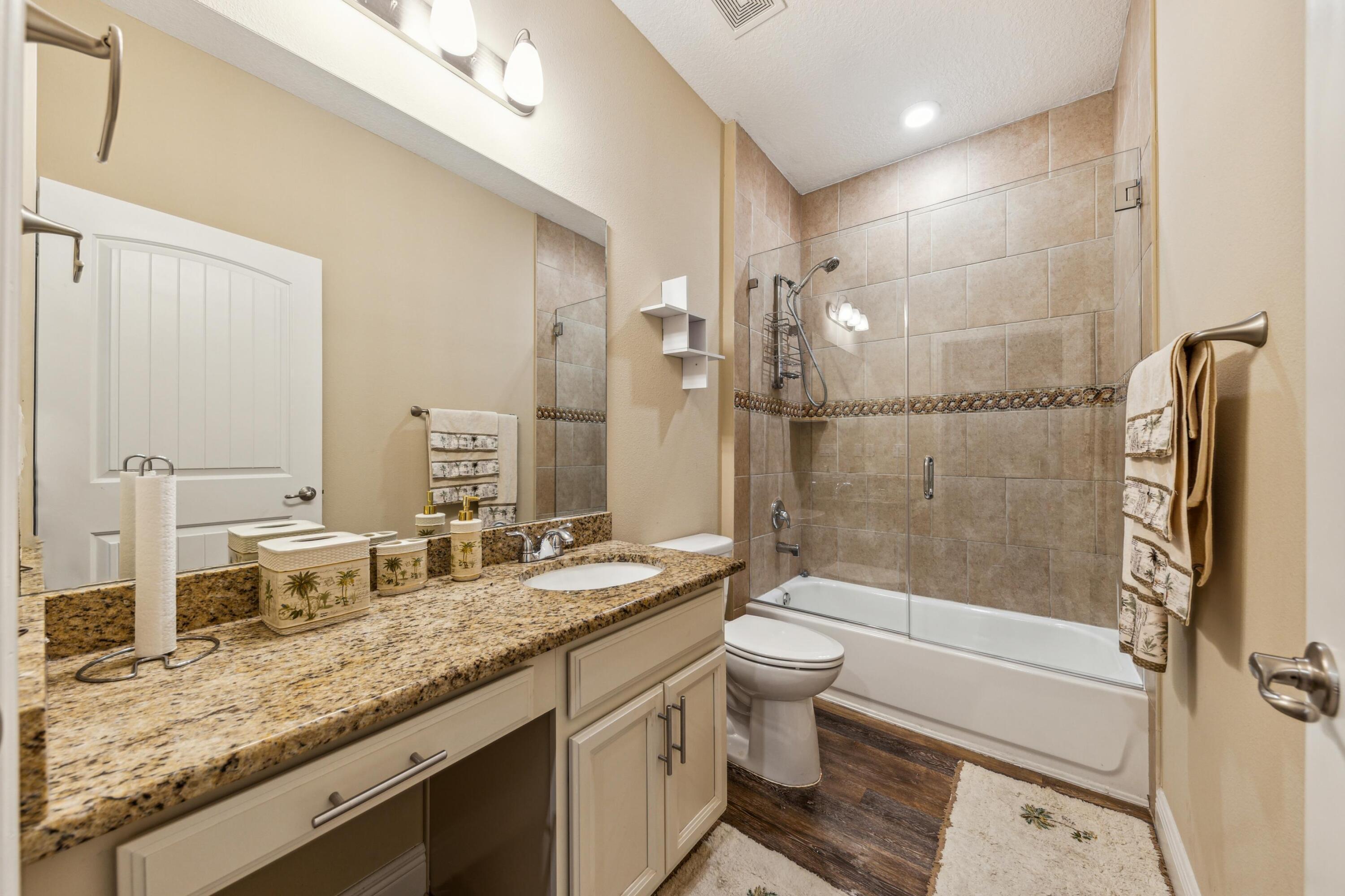 Southbend, South Bend - Residential Lease