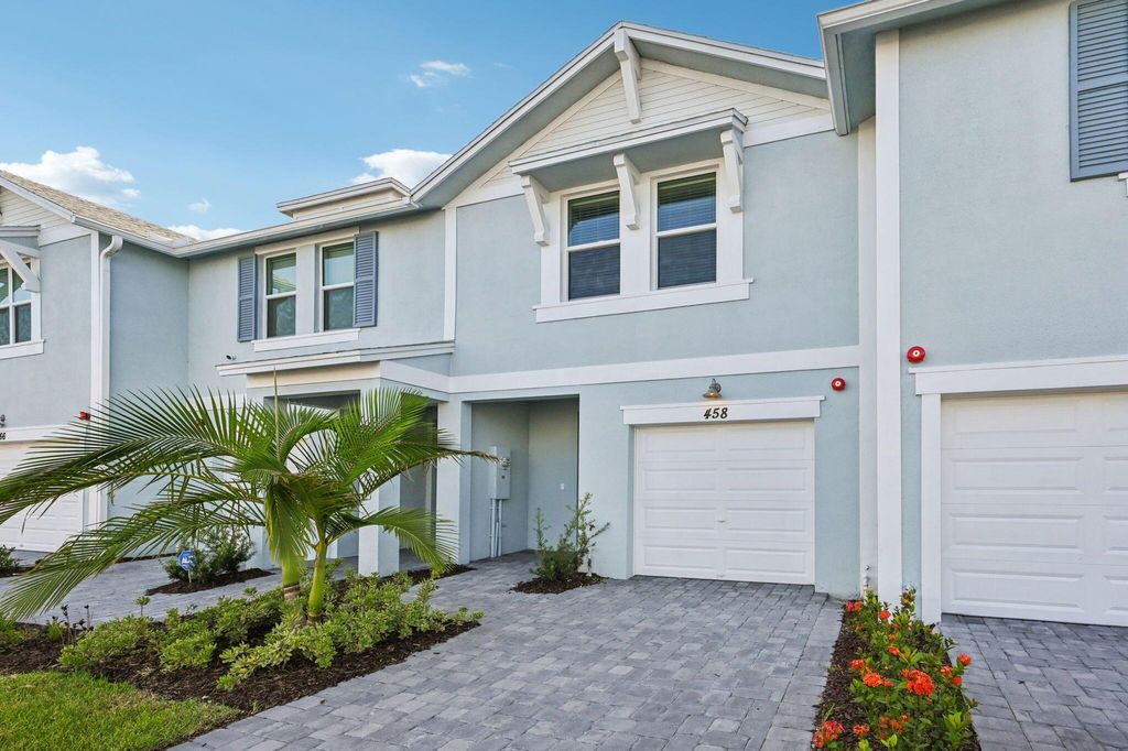 Photo of 458 Salisbury Circle, Fort Pierce, FL 34982 (MLS # R11079605)