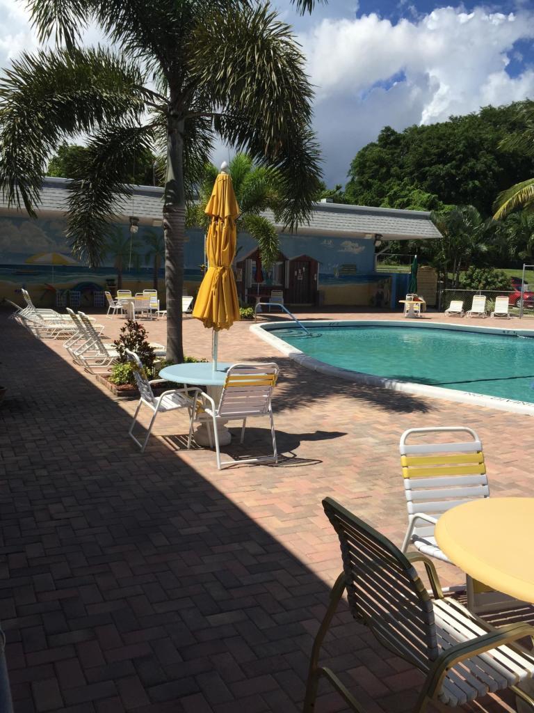 MURRY HILLS APT BLDG CONDO - Residential Lease