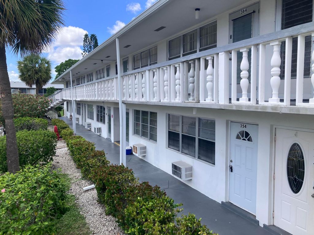 Photo of 364 Northampton, West Palm Beach, FL 33417 (MLS # B26031162)