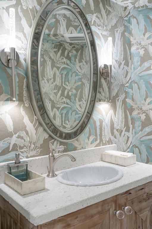 TWENTY ONE HUNDRED CONDO - Residential