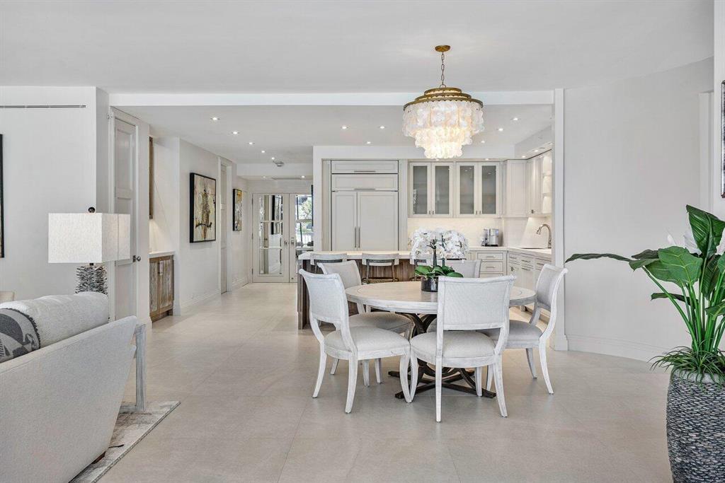 TWENTY ONE HUNDRED CONDO - Residential