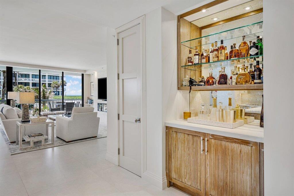 TWENTY ONE HUNDRED CONDO - Residential