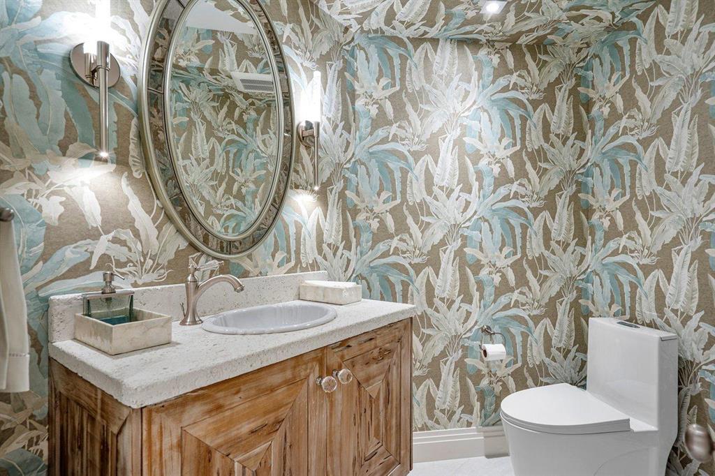 TWENTY ONE HUNDRED CONDO - Residential