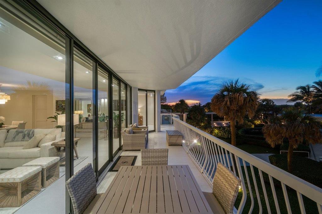 TWENTY ONE HUNDRED CONDO - Residential