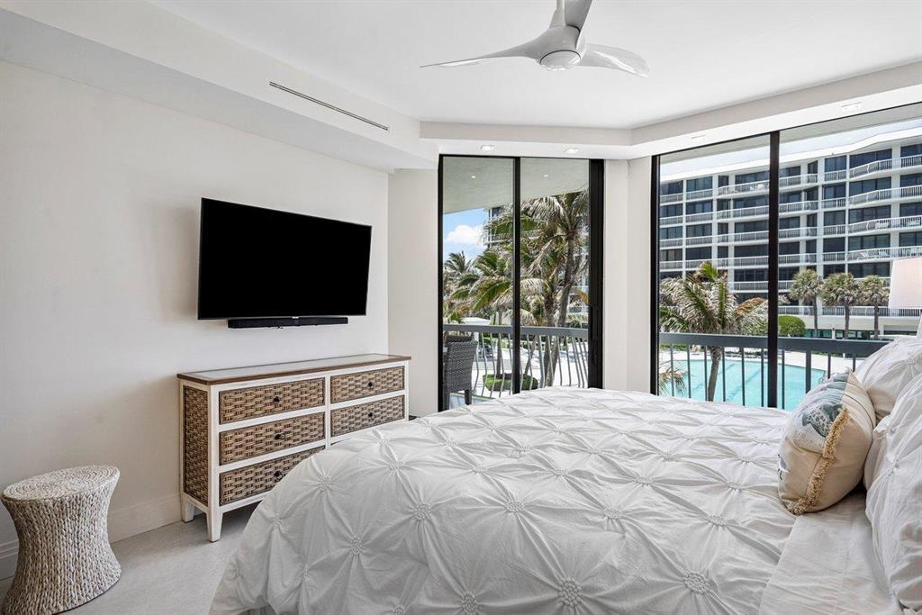 TWENTY ONE HUNDRED CONDO - Residential