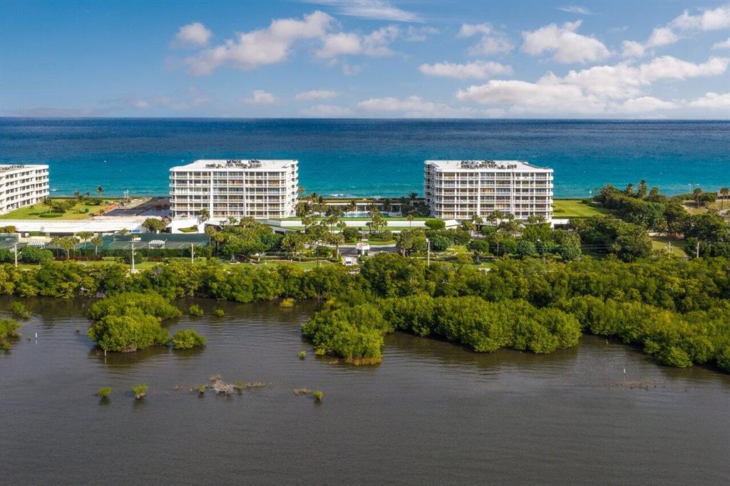 TWENTY ONE HUNDRED CONDO - Residential