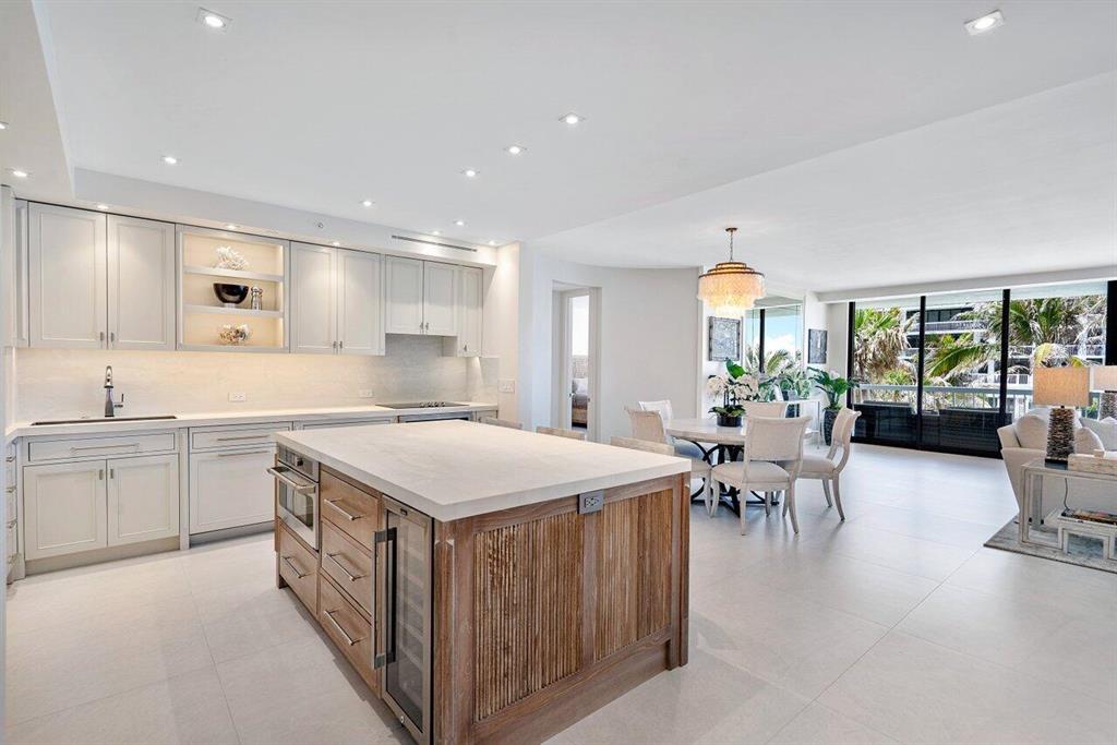 TWENTY ONE HUNDRED CONDO - Residential