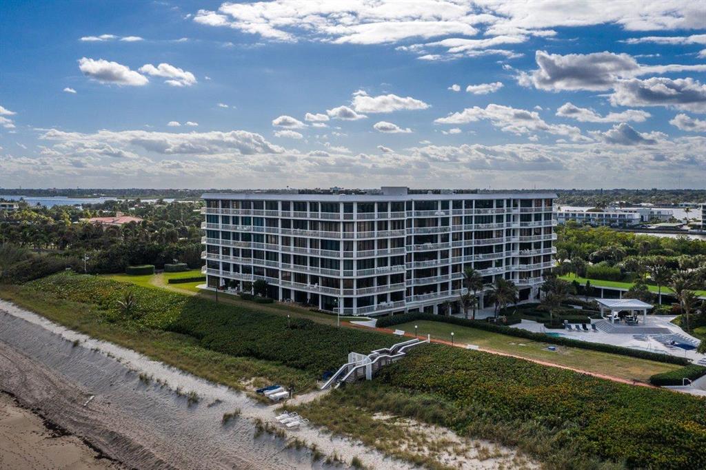 TWENTY ONE HUNDRED CONDO - Residential