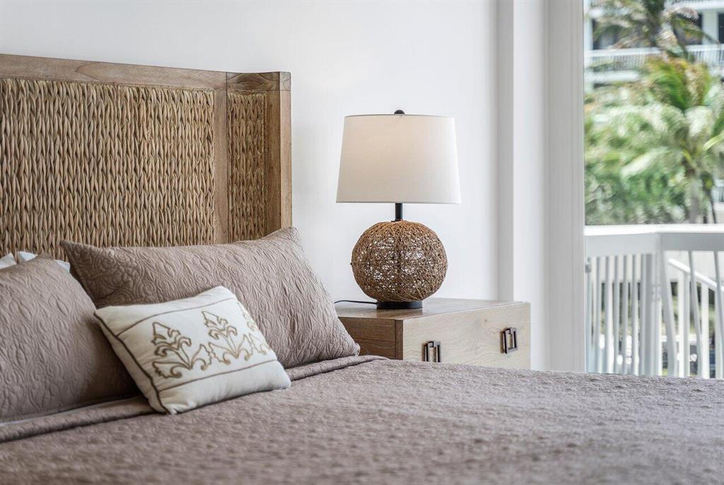 TWENTY ONE HUNDRED CONDO - Residential