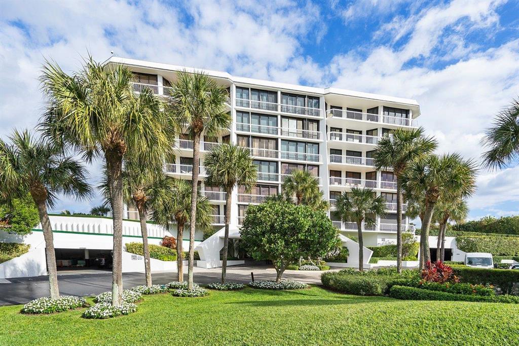 TWENTY ONE HUNDRED CONDO - Residential