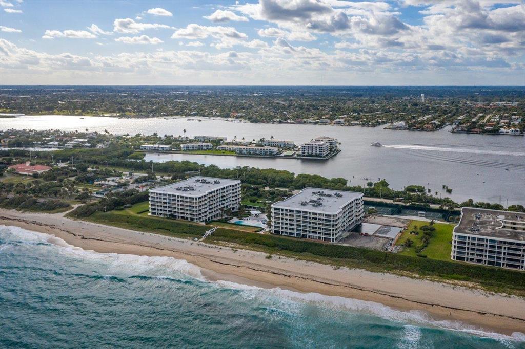 TWENTY ONE HUNDRED CONDO - Residential