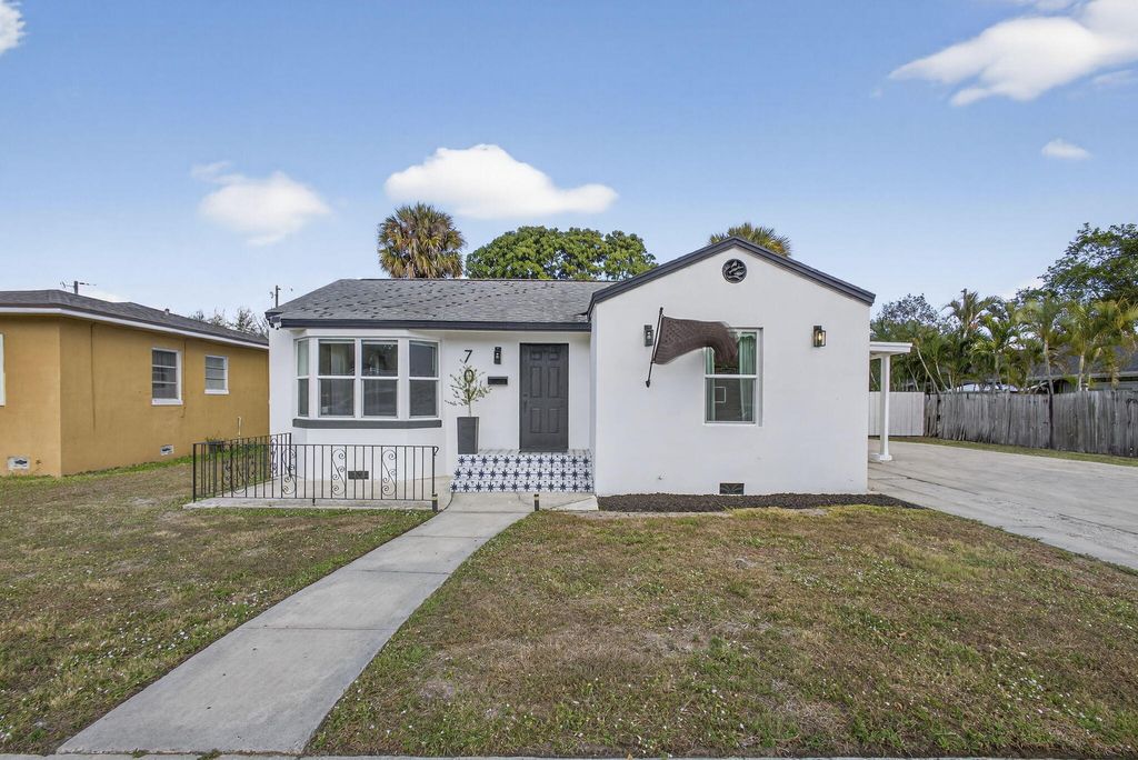 Photo of 701 37th Street, West Palm Beach, FL 33407 (MLS # B26012138)